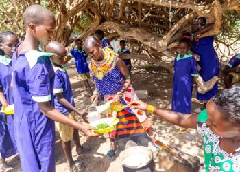 Le Groupe de la Banque africaine de développement approuve un fonds fiduciaire de 50 millions de dollars pour mettre fin à la faim chez les enfants d’âge scolaire en Afrique