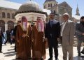 Visite diplomatique à Damas : Le Prince Faisal bin Farhan à la mosquée des Omeyyades